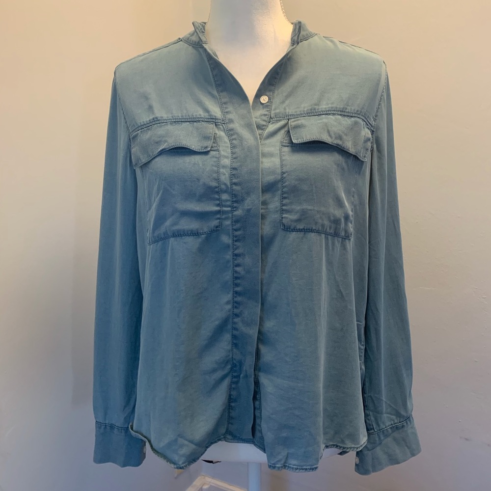 Banana Republic Chambray Button Down